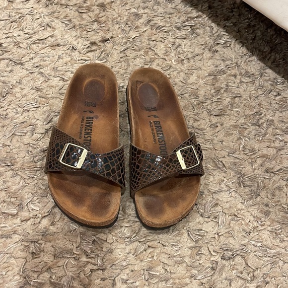 Birkenstock sandals size 37 - Picture 2 of 11